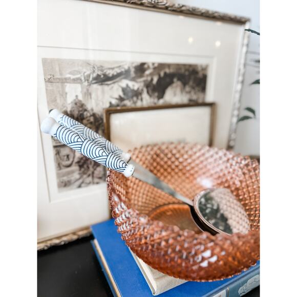 Hand-painted Porcelain Serving Set - Made in Taiwan - Picture 3 of 5